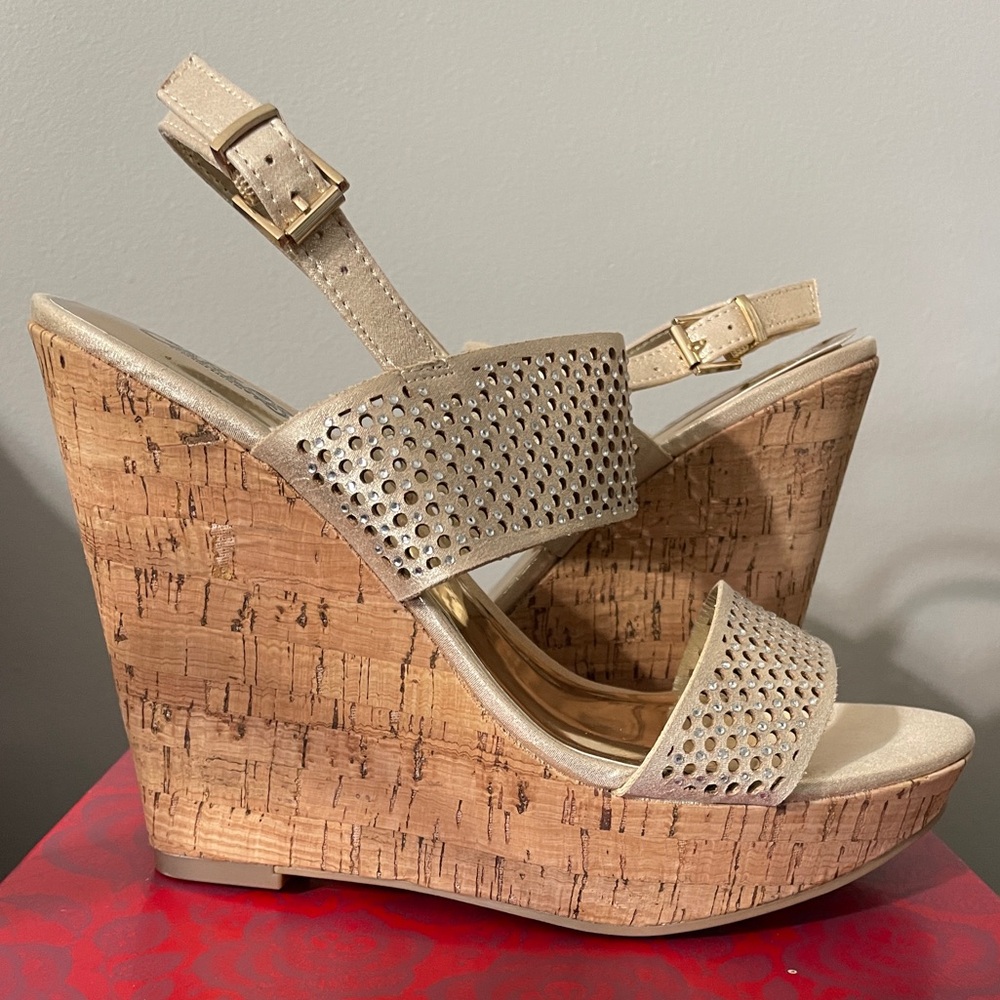 Carlos Beverlee Wedge Sandals